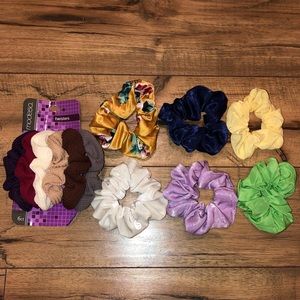 Scrunchies bundle!